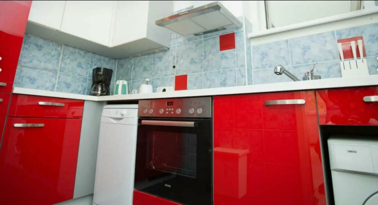 Cosy Flat Near Schoenbrunn Viena